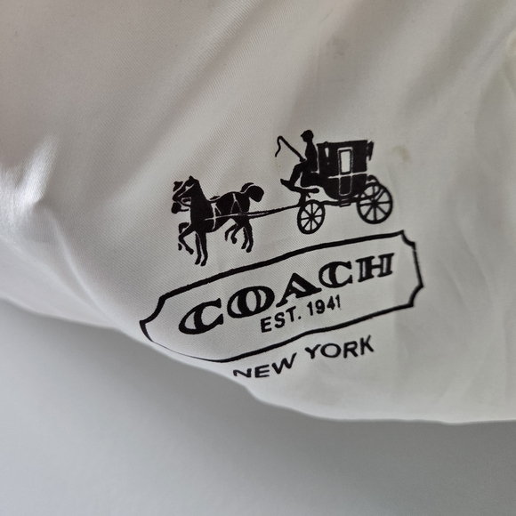 Large Coach Hand Bag - Picture 6 of 6